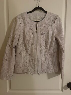 Etcetera White Floral Laser-Cut Zip Collarless Leather Jacket.      Size XS